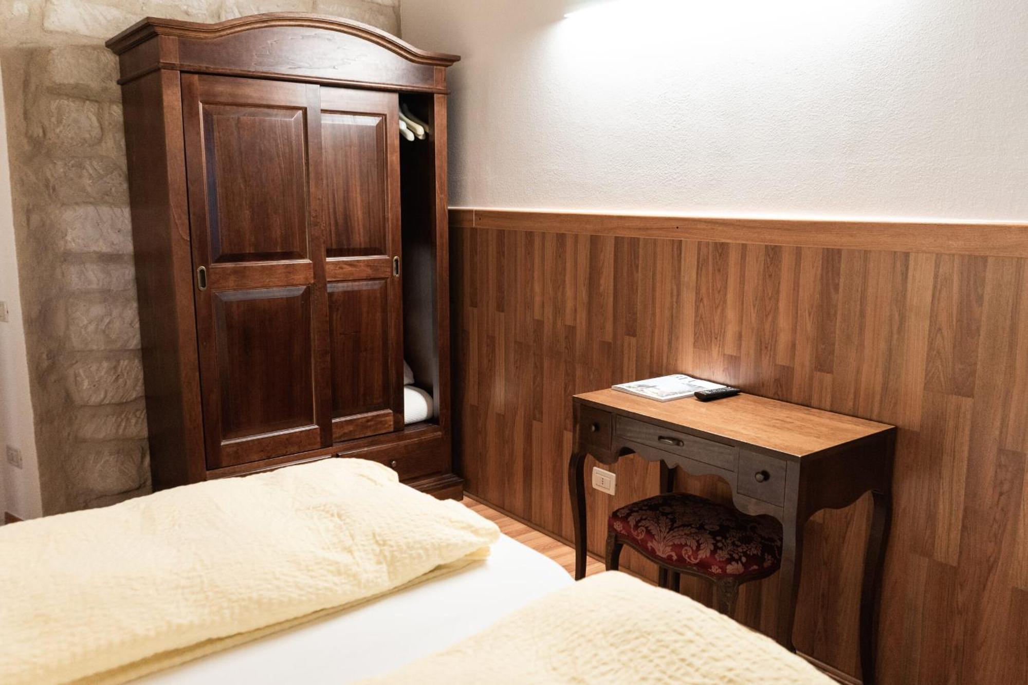 Albergo Garni Orchidea Riva del Garda Eksteriør bilde