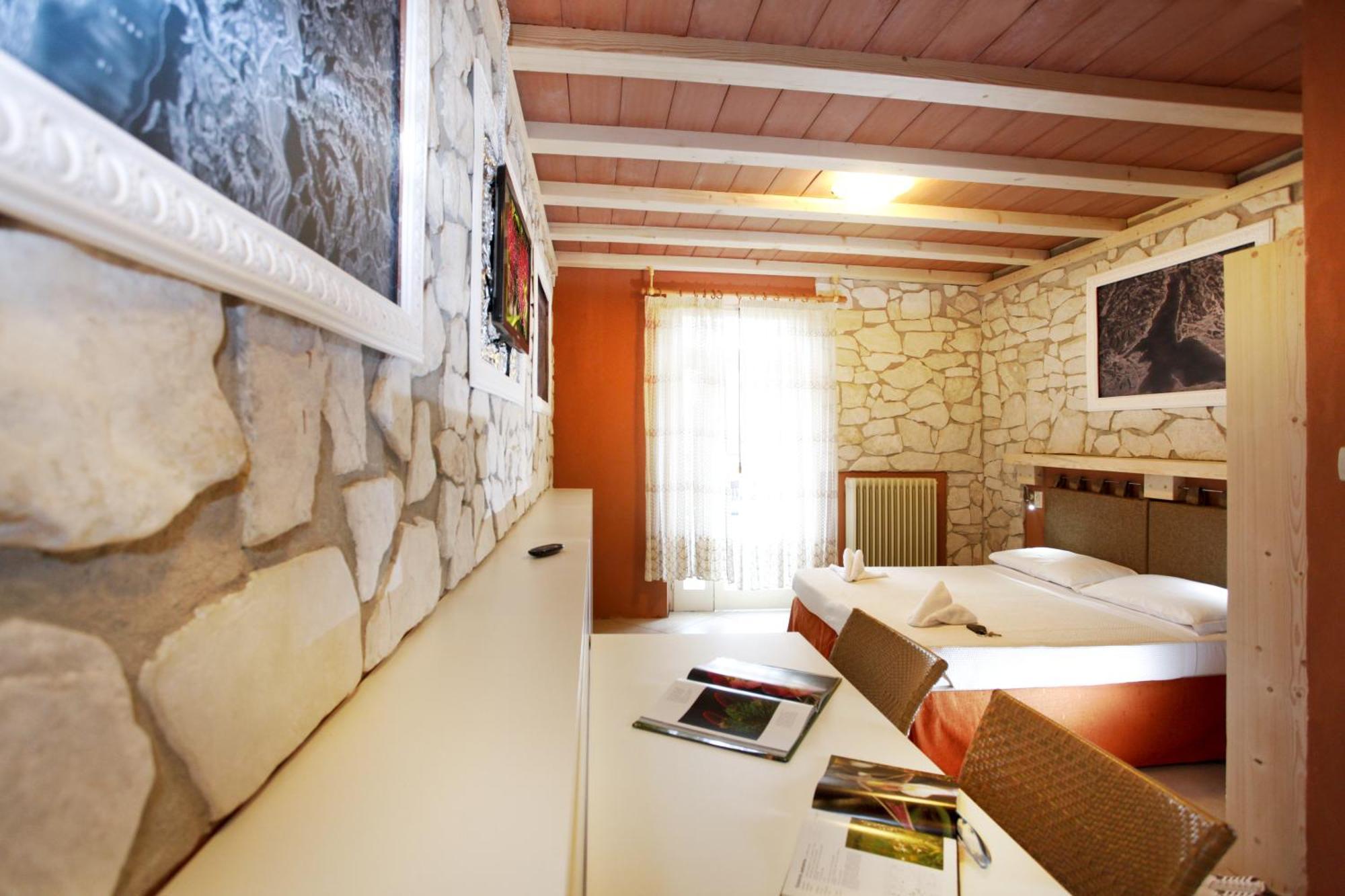Albergo Garni Orchidea Riva del Garda Eksteriør bilde