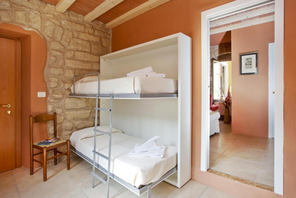 Albergo Garni Orchidea Riva del Garda Rom bilde